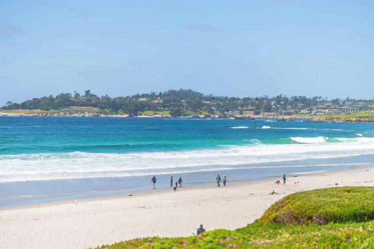 Carmel Romantic Escape for 2