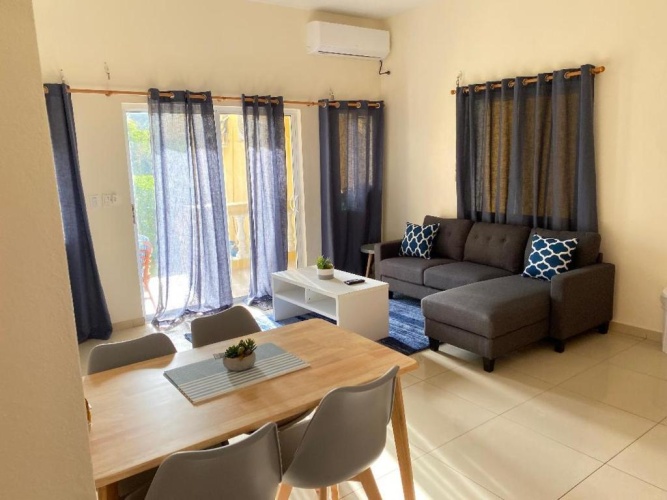 2 Bedrooms Apartment