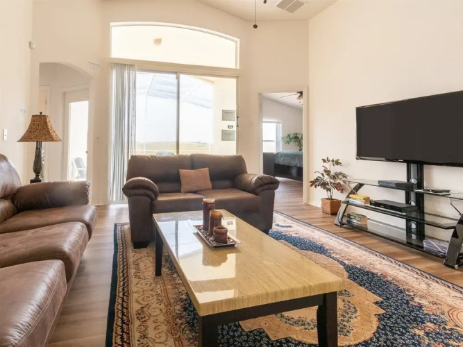 4 Bed 428