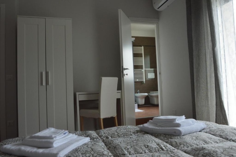Deluxe Quadruple room
