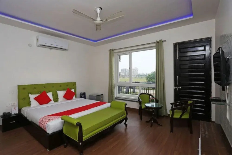 Minstar By OYO Rooms