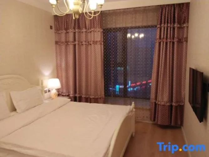 1 Bedroom Deluxe Suite