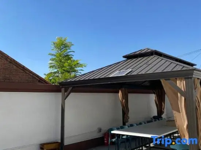 Lixia Nanshan B&B near Beijing Expo