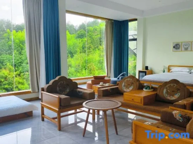 2 Bedrooms Duplex Suite with mountain view