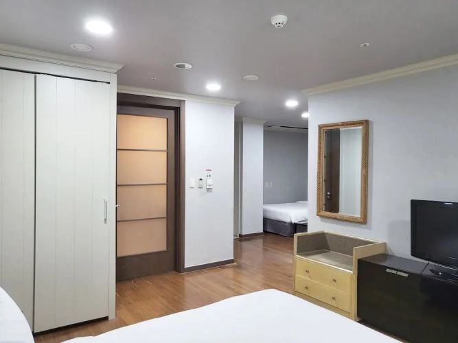 Premier Twin room