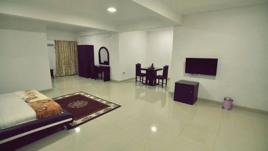 Tahir Guest Palace