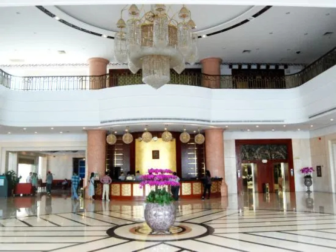 Lianhu Resort