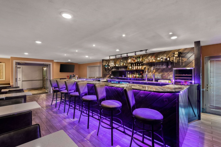 Wyndham Garden Galena Hotel & Day Spa photo 26
