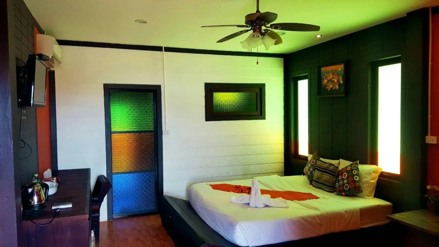Standard Single room with river view