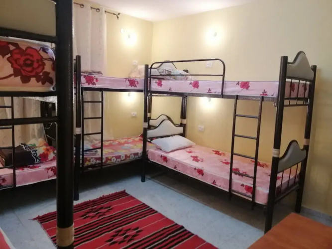 BunkSurfing Hostel