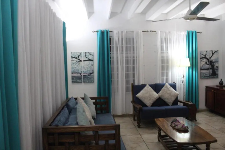 Stephna Residence