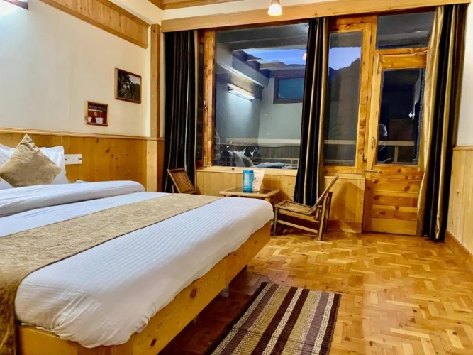 Deluxe Double room with balcony