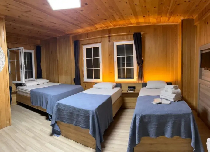 53 Brn Hotel