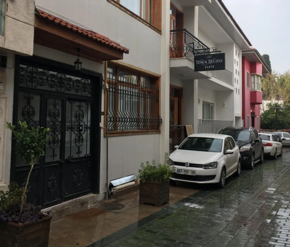 Deluxe Apartment