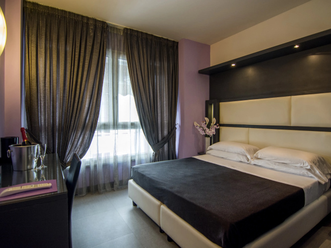 Golden Hotel