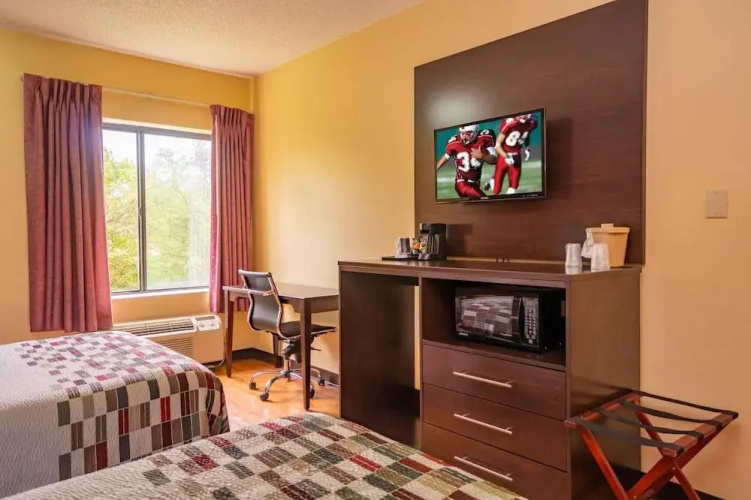 Quality Inn and Suites Airport