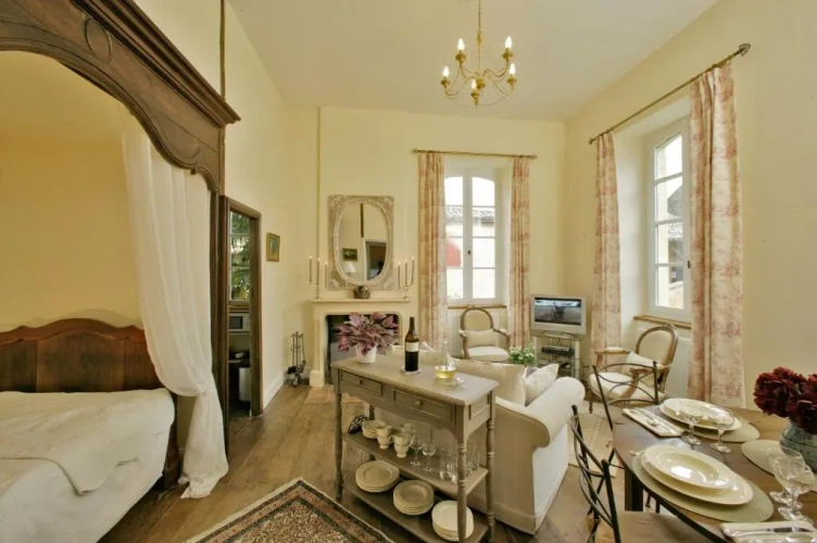 Superior Apartment