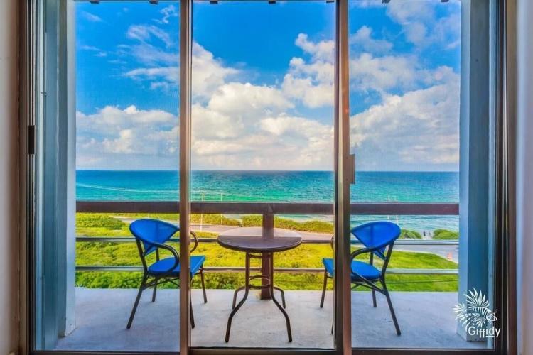 Deep Blue Condos - 201