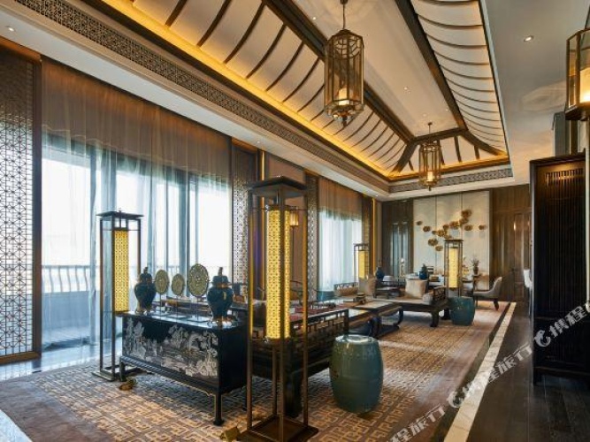 Presidential Double Suite
