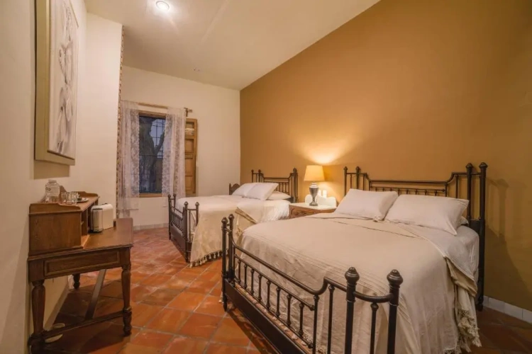 Deluxe Quadruple room