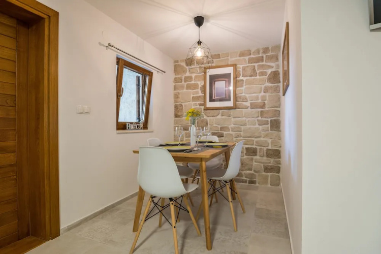 Apartments Malcic