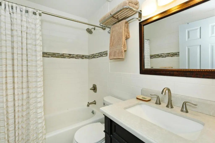 Canal House #706