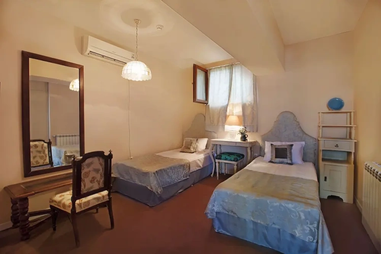 Economy Twin room