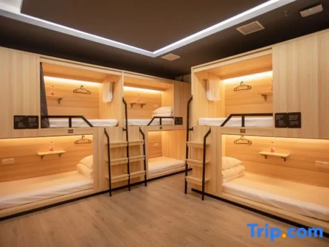 Bed in Dorm (male dorm)
