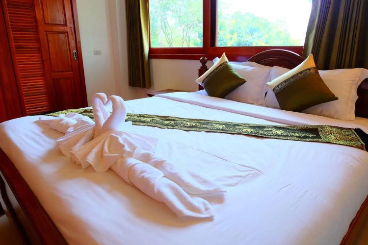 Rom Sak Resort