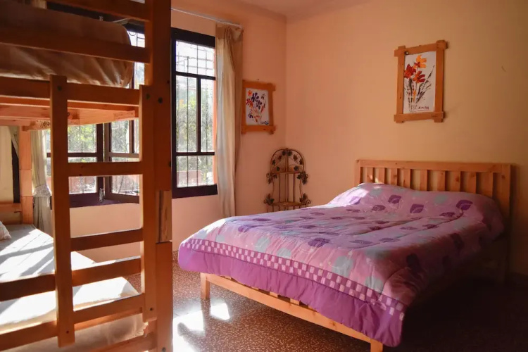 La Cúpula Hostel and Camping