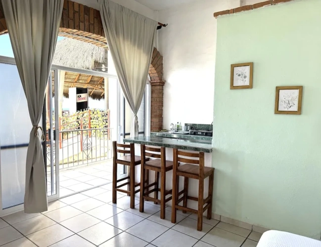 Economy Quadruple room with sea view