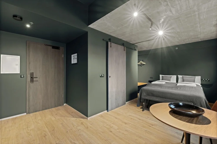 Economy Studio