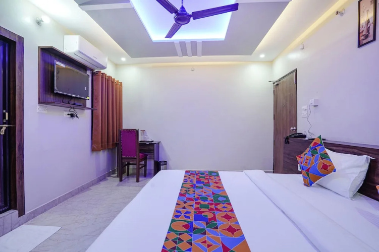 Fabhotel Nandini Grand