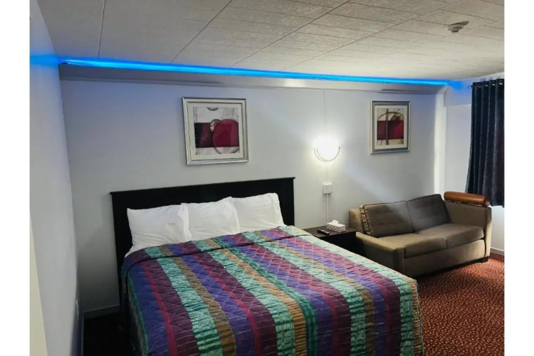 Lively Inn & Suites