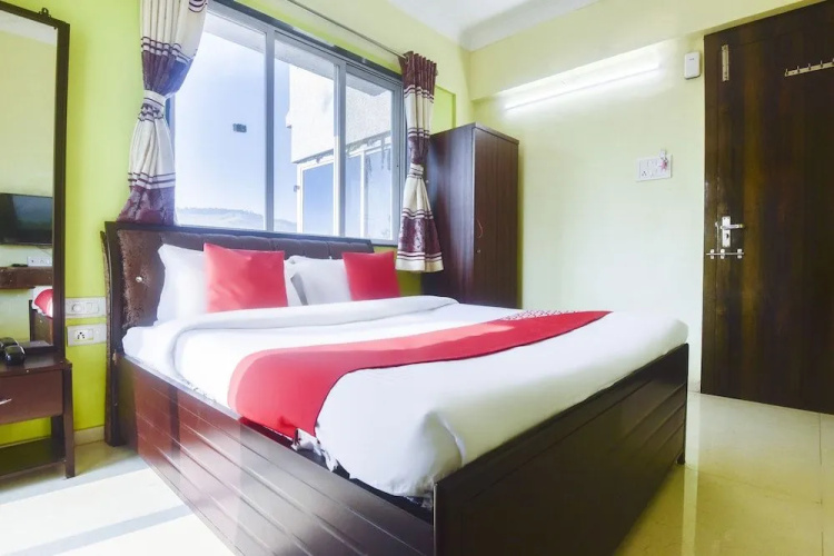 Oyo 62456 Dream Palace