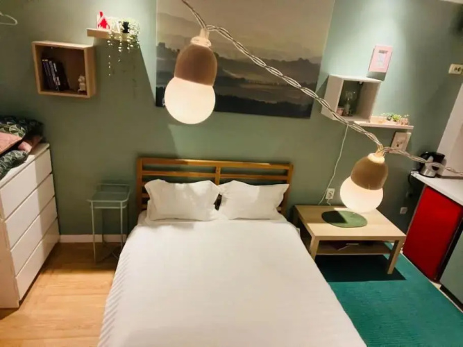 18 Tiny Room