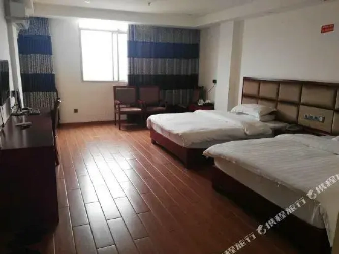 Deluxe Quadruple room