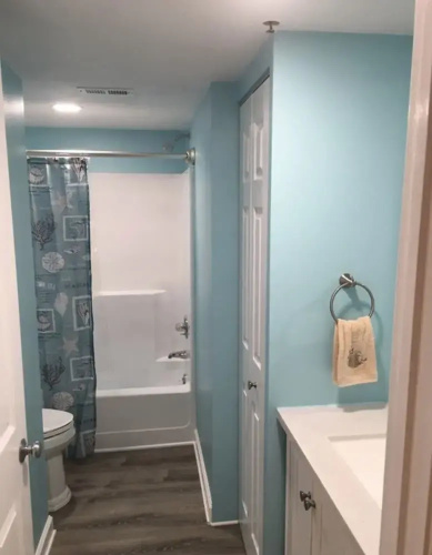 Oceanview condo Steps to the beach
