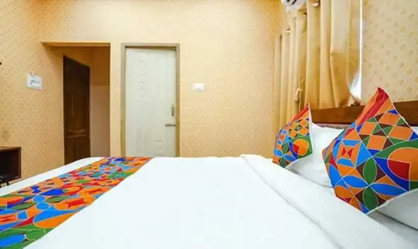 Hotel O Eswar Residency