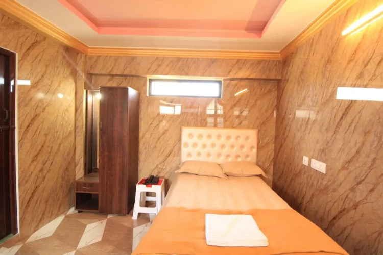 French Breeze Residency