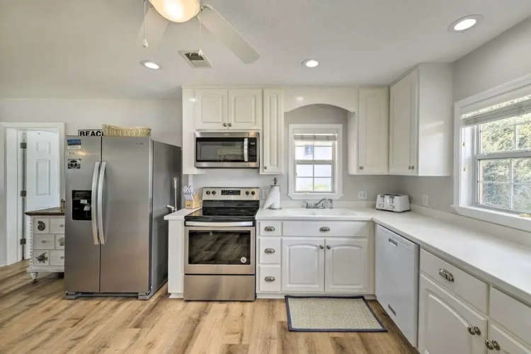 3 Bedrooms Cottage