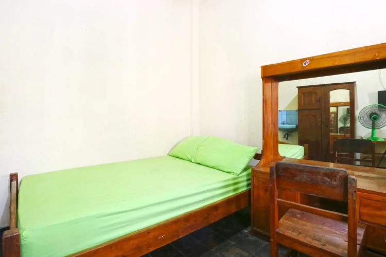 Hotel Mawar II