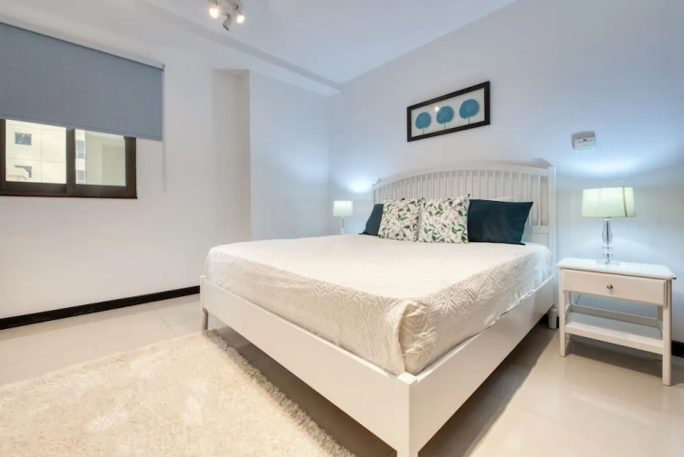 2 Bedrooms Apartment