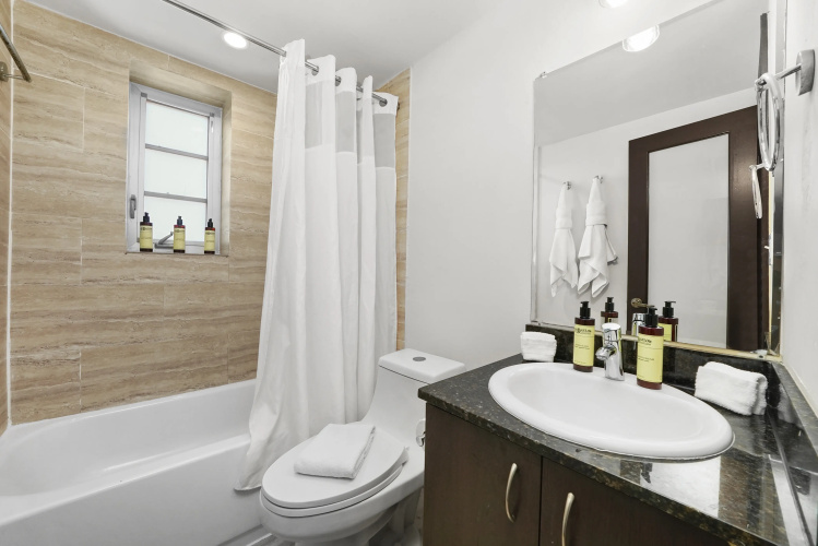 Lincoln Arms Suites