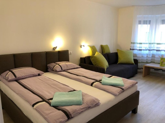 1 Bedroom Apartment