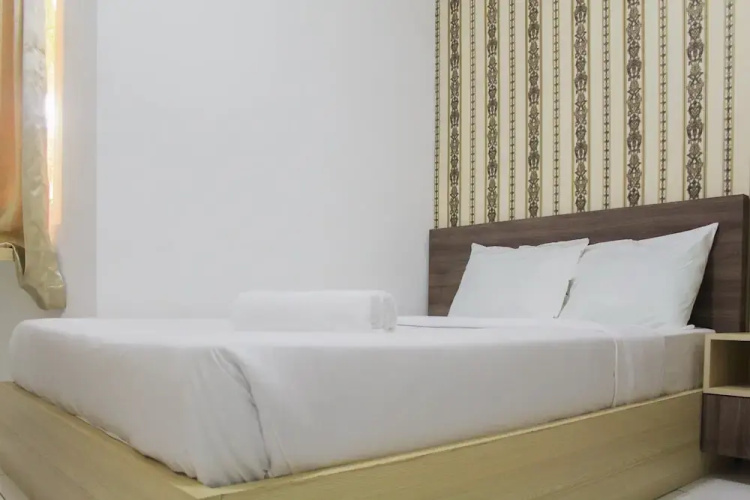 Stylish and Posh Studio Aeropolis Apartment
