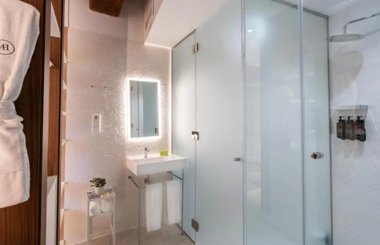 Axel Hotel Valencia - Adults Only photo 10