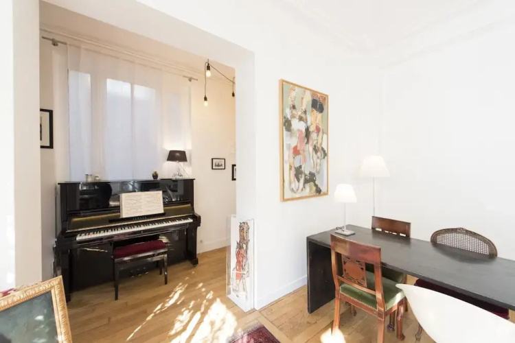 Sunshine Loft in Montmartre