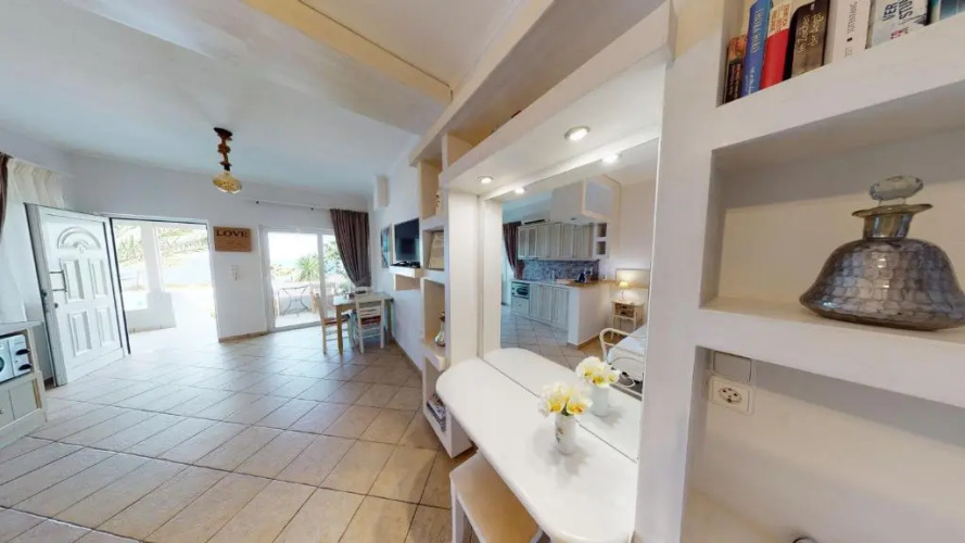 Aneria Apartments