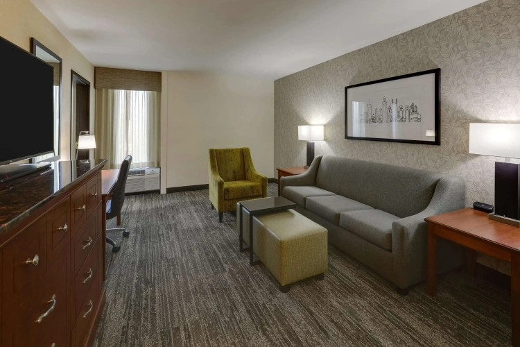 2 Bedrooms Double Suite